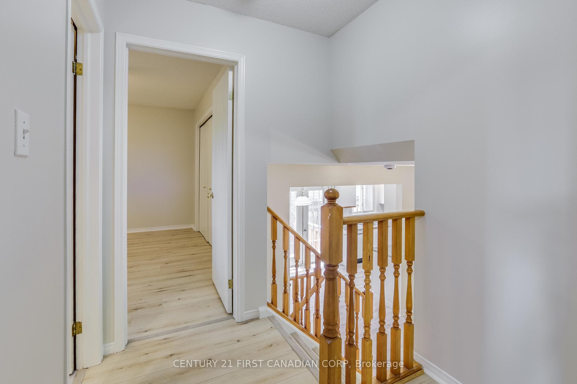 604 Talltree Crescent photo 14