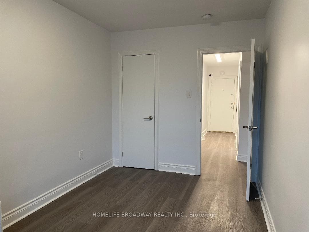 Prim Bedroom