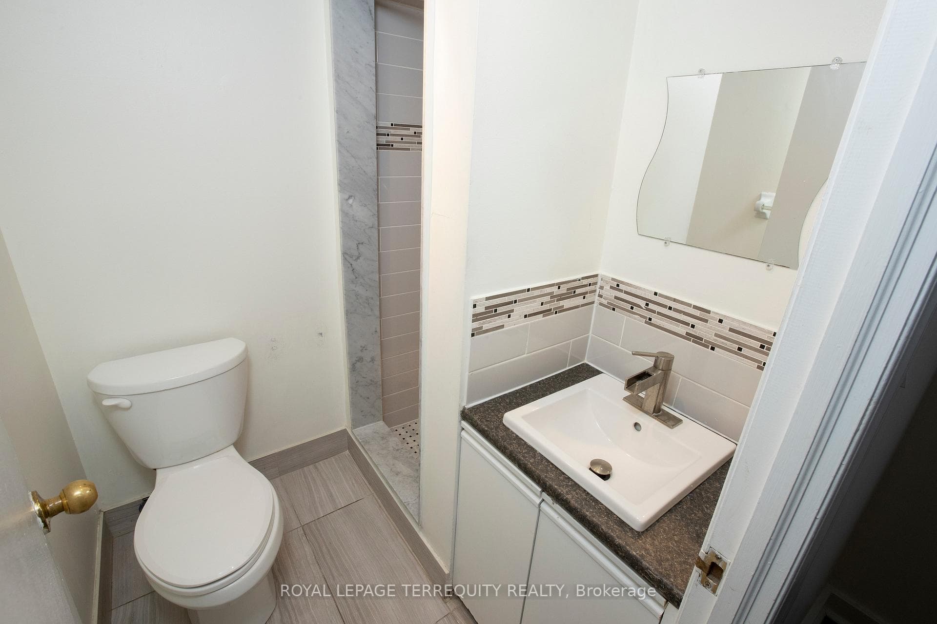 83 Durie Street photo 15
