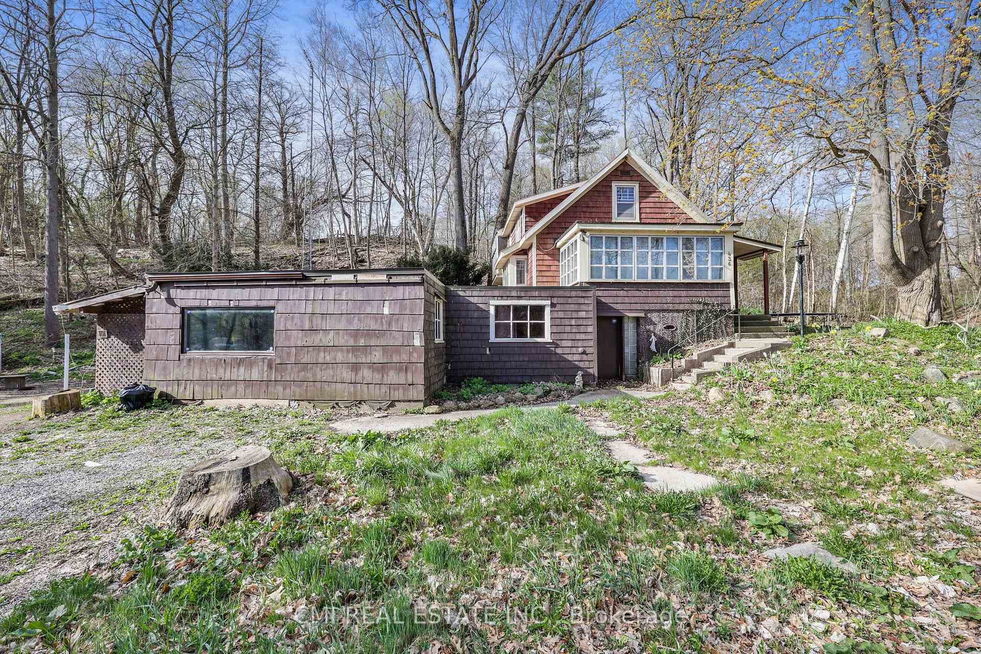 436 Old Mill Road photo 2