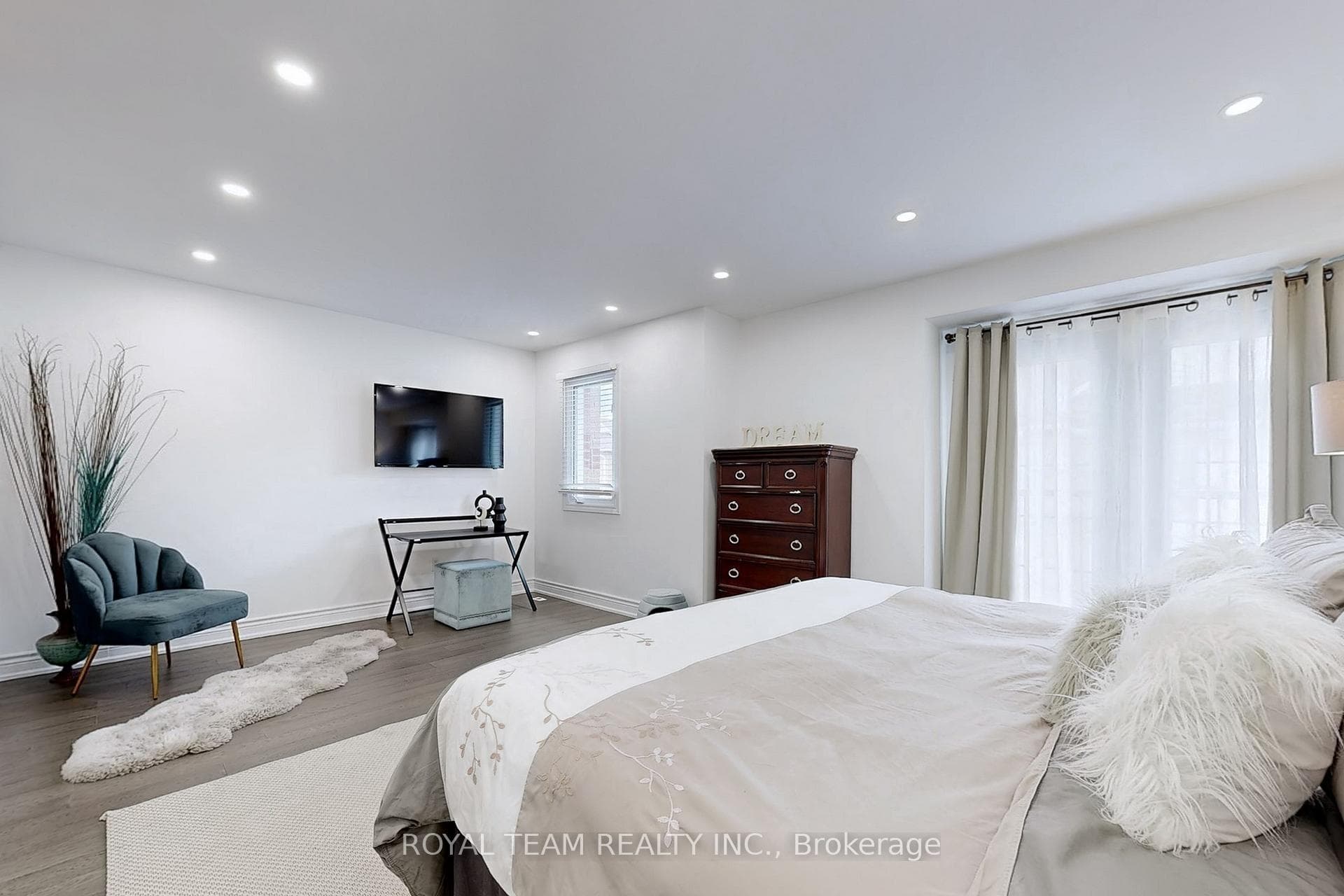 151 Townsgate Drive Unit 57 photo 33