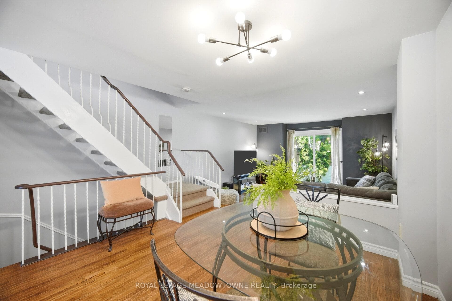 16 Dutch Myrtle Way photo 12
