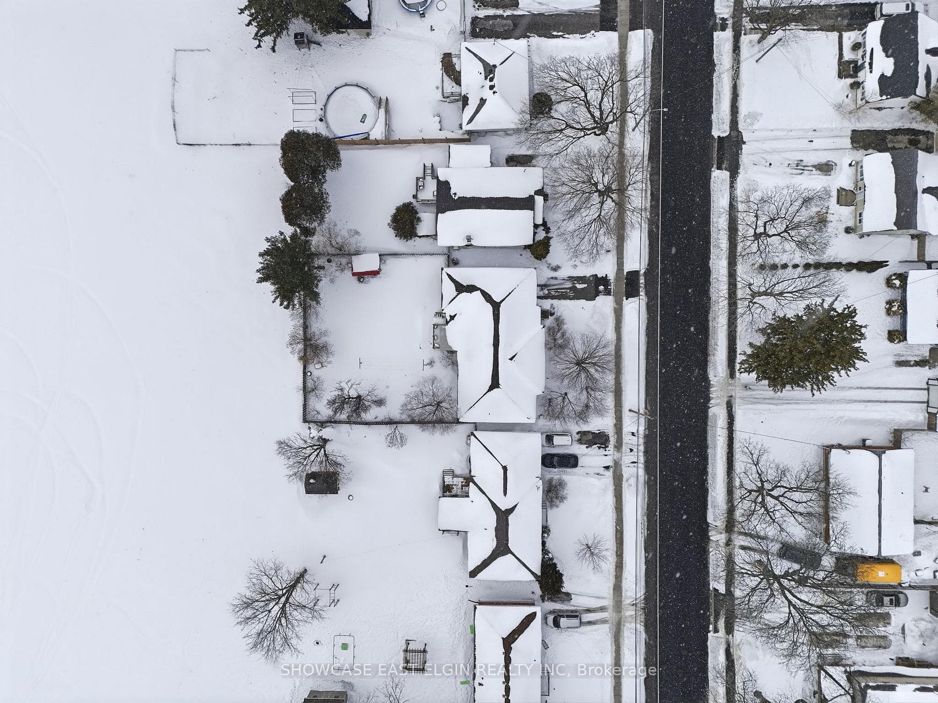 94 Elk Street photo 36