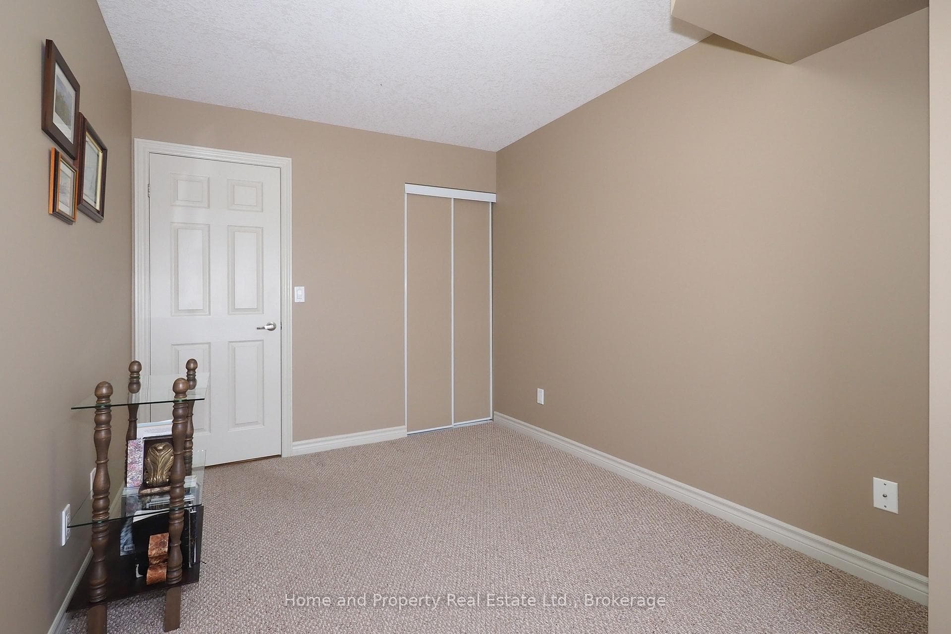 645 St. David Street Unit 412 photo 32