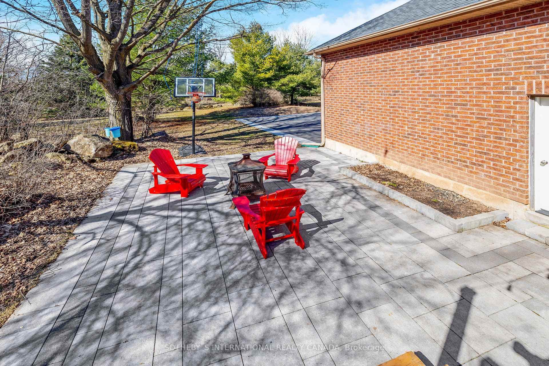 1 Timber Court photo 34