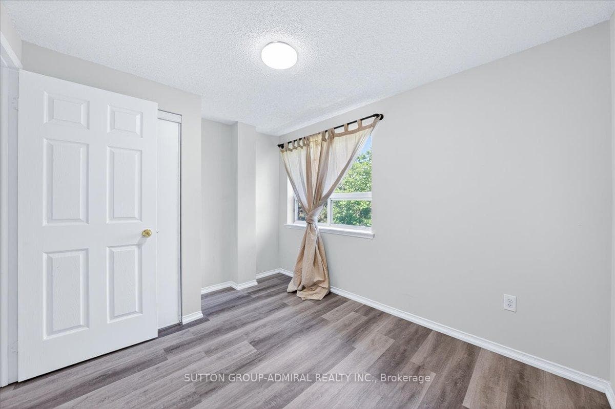 75 Strathaven Drive Unit 35 photo 34