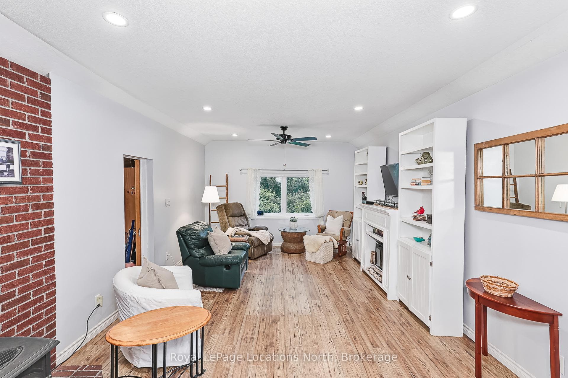 142 Marsh Street photo 16