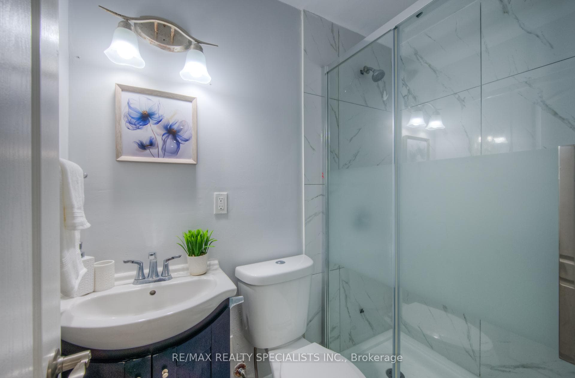 48 Westmount Road photo 19