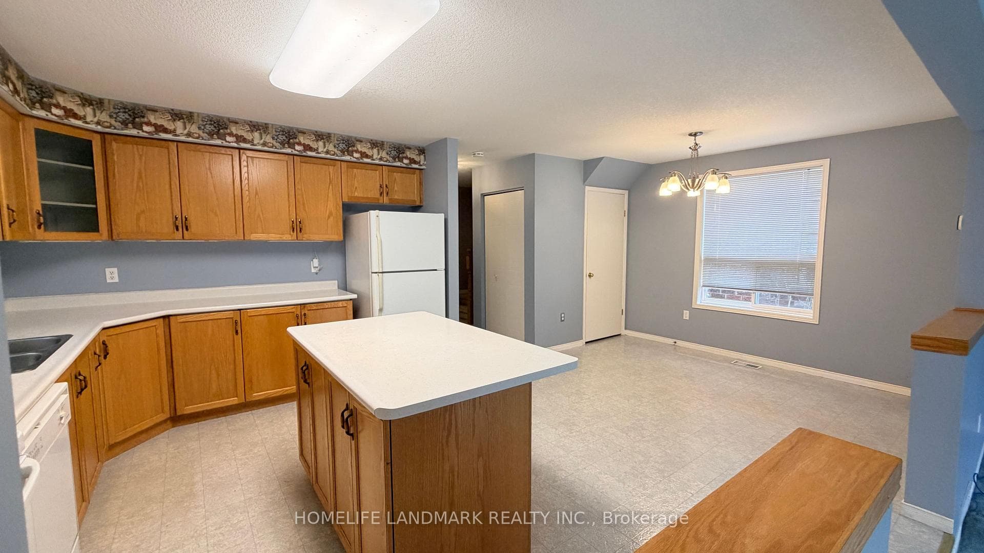 257 Pineland Place photo 9
