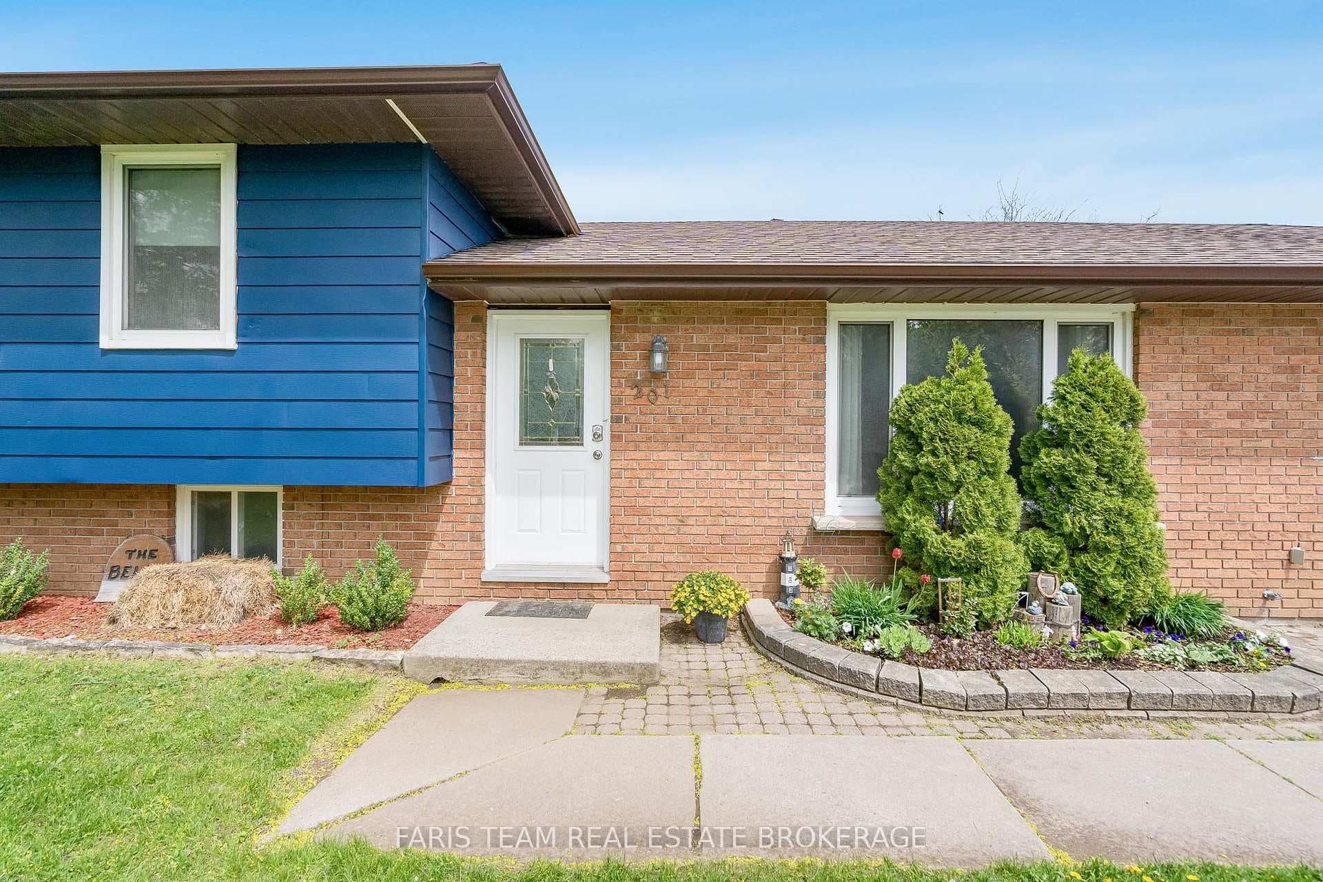 201 Parkside Crescent photo 4