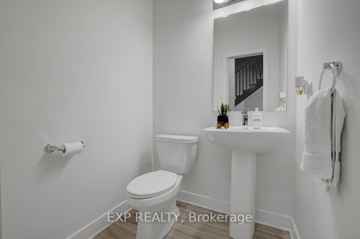 512 triangle Street photo 25