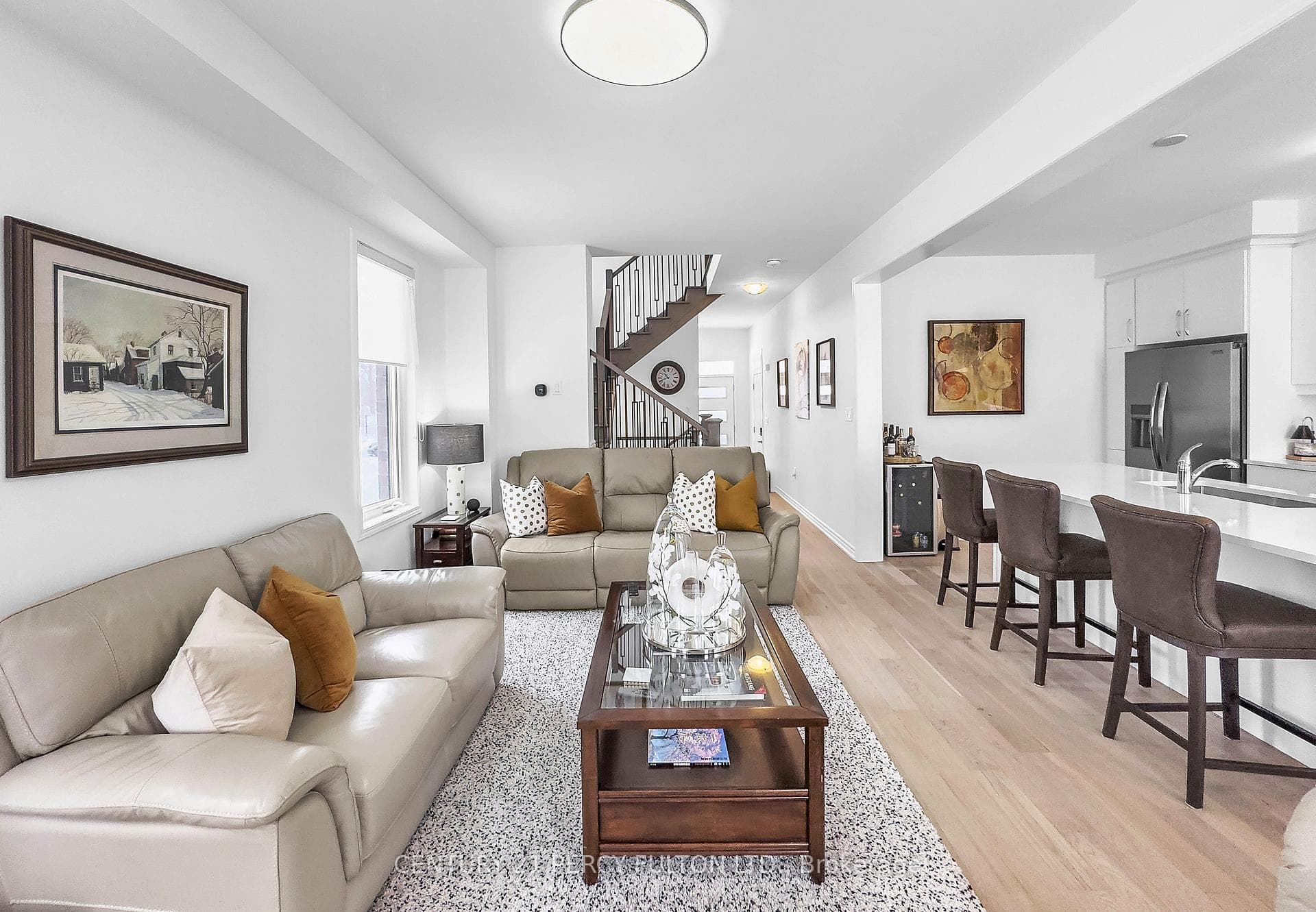 1453 Mockingbird Square photo 19