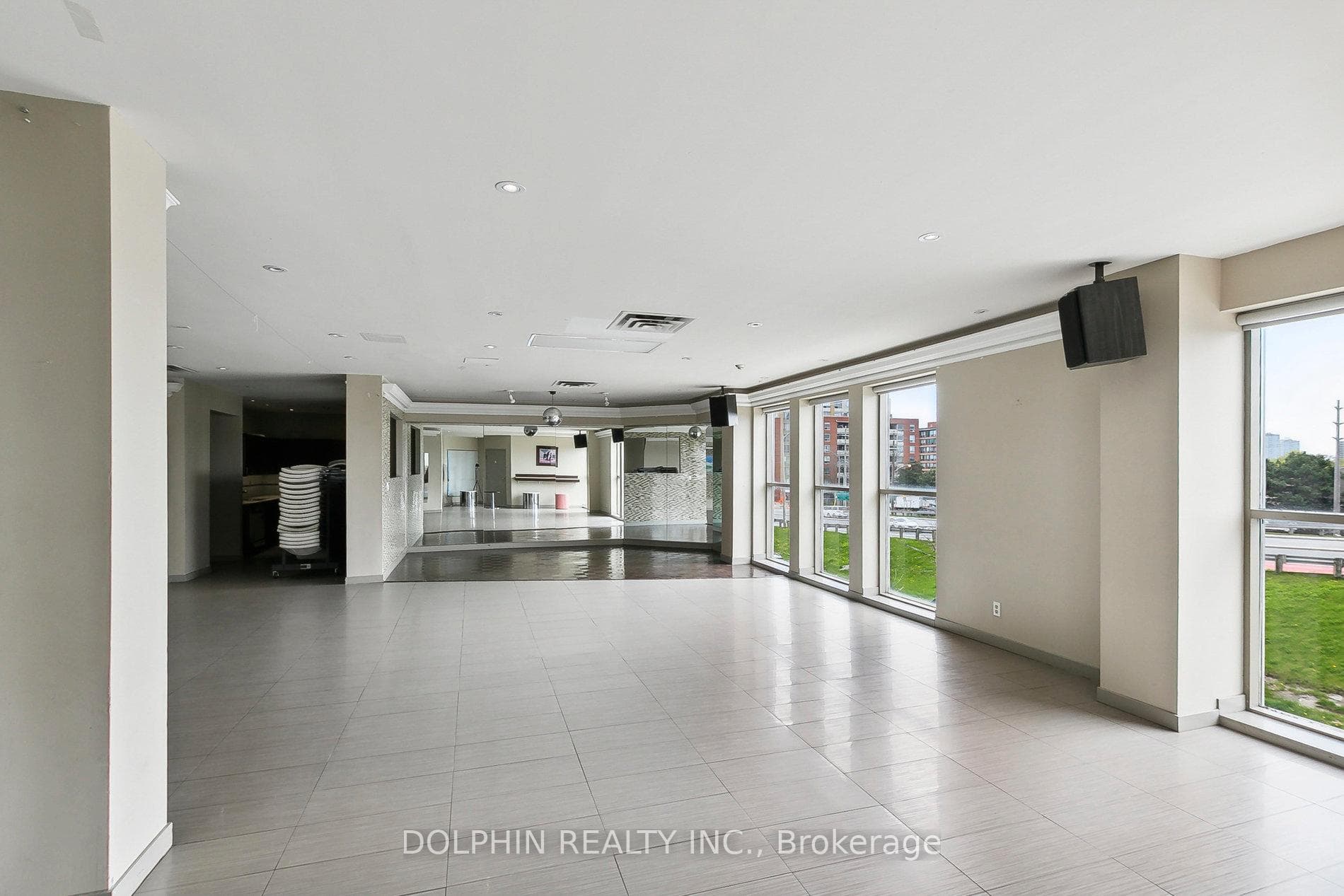 2460 Eglinton Avenue Unit 1002 photo 25
