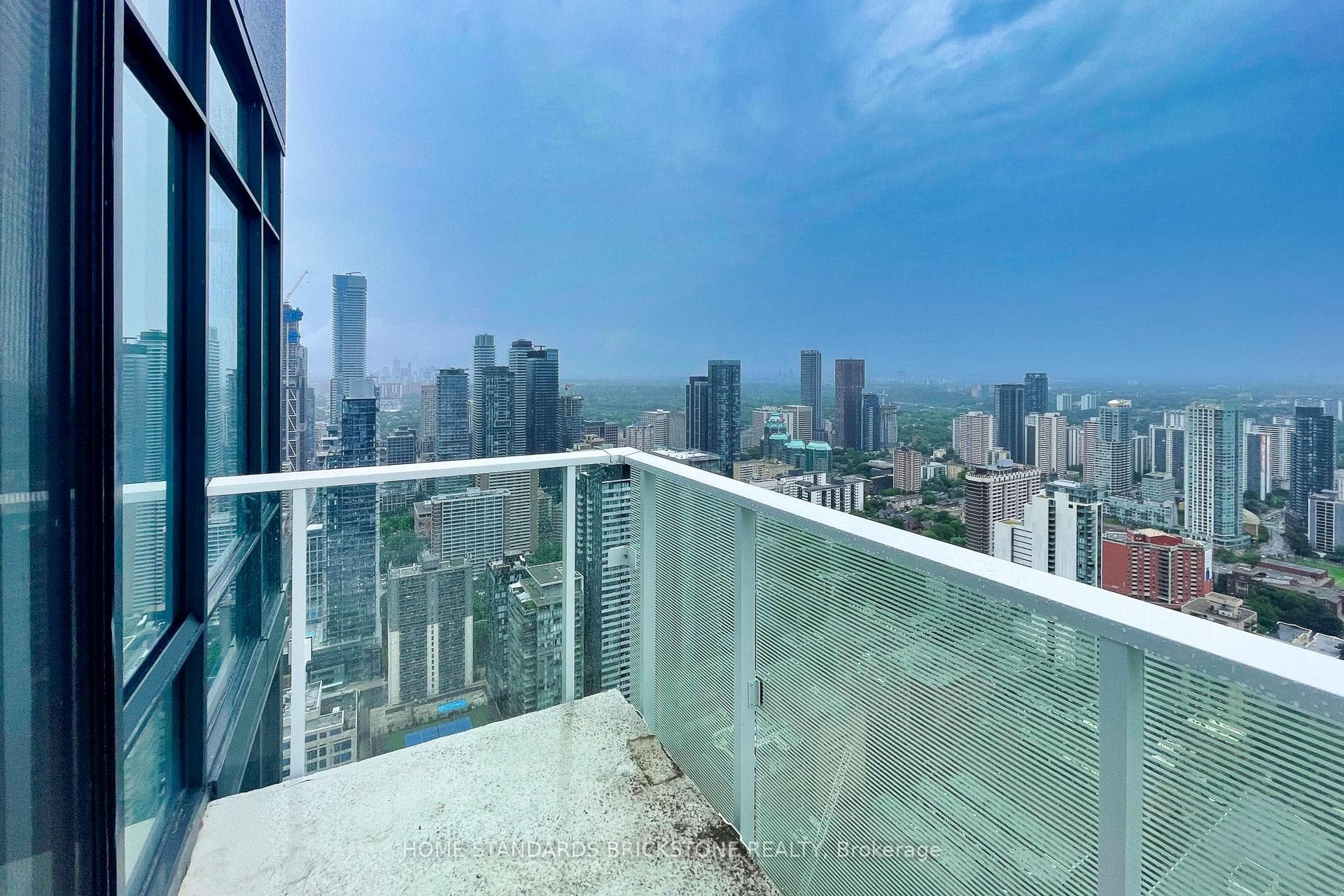 501 Yonge Street Unit 5205 photo 34