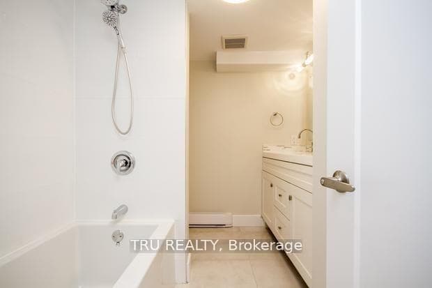 2428-2430 Iris Street photo 38