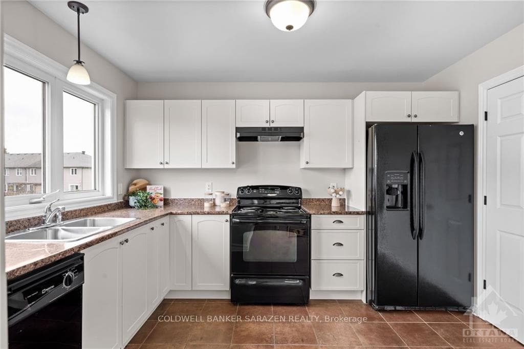 80 RAINA Way photo 14