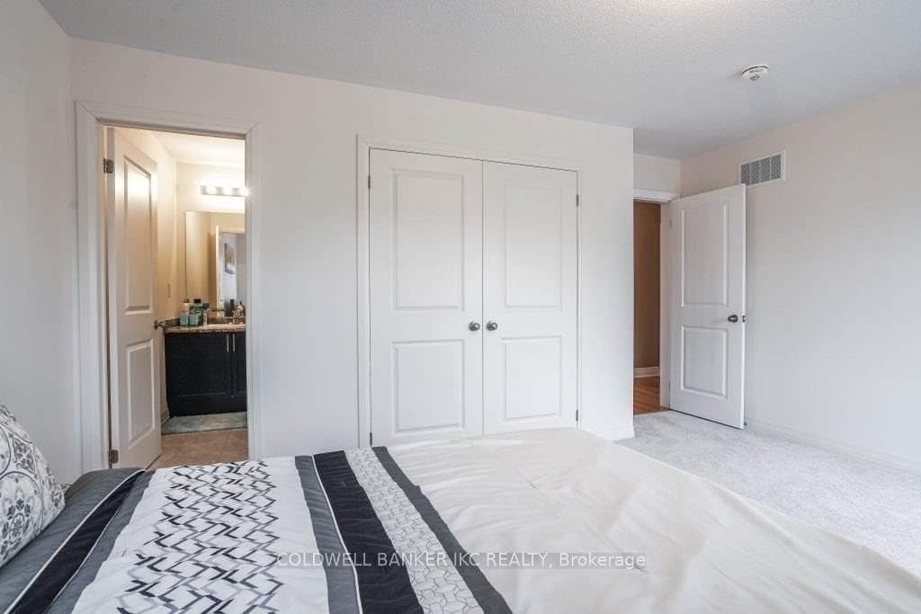 165 East Shore Drive photo 14