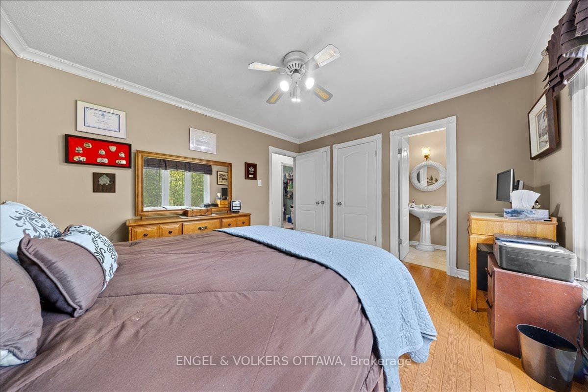 4841 Torbolton Ridge photo 26