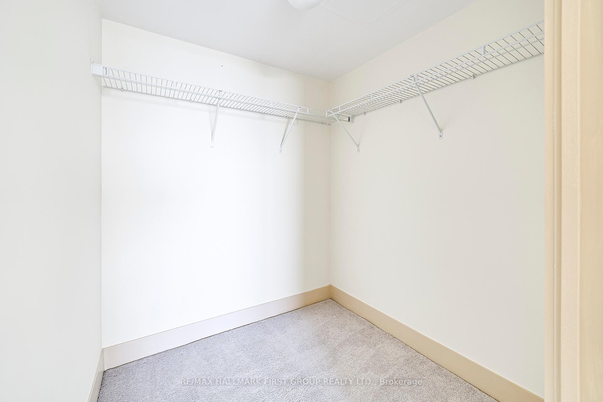 1255 Bayly Street Unit 1605 photo 27