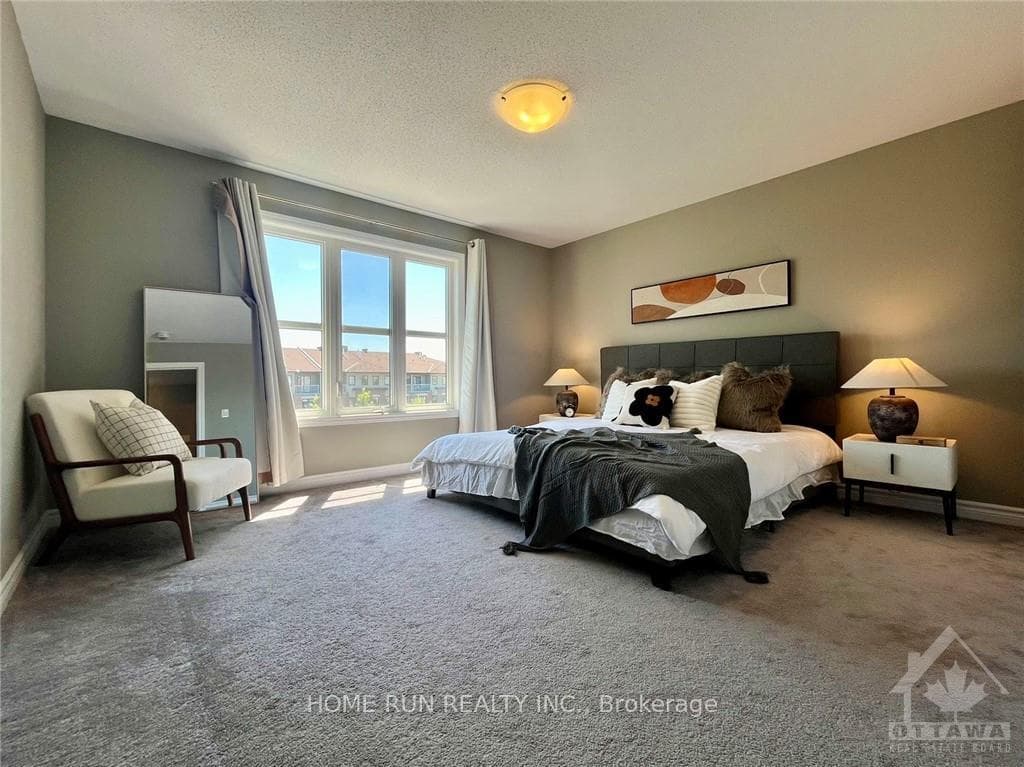 775 CHAPMAN MILLS Drive photo 11