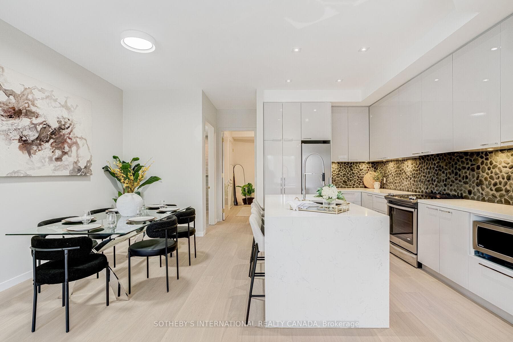 4599 Langstaff Road photo 25