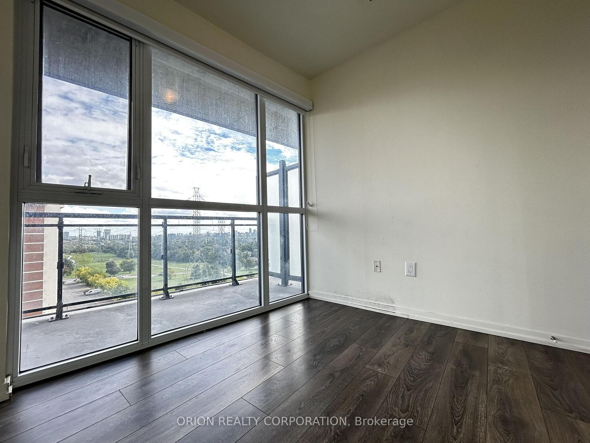 3237 Bayview Avenue Unit 906 photo 15