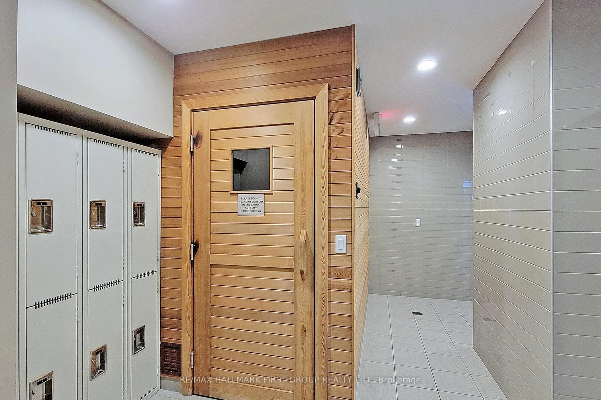 120 Dallimore Circle Unit 201 photo 29