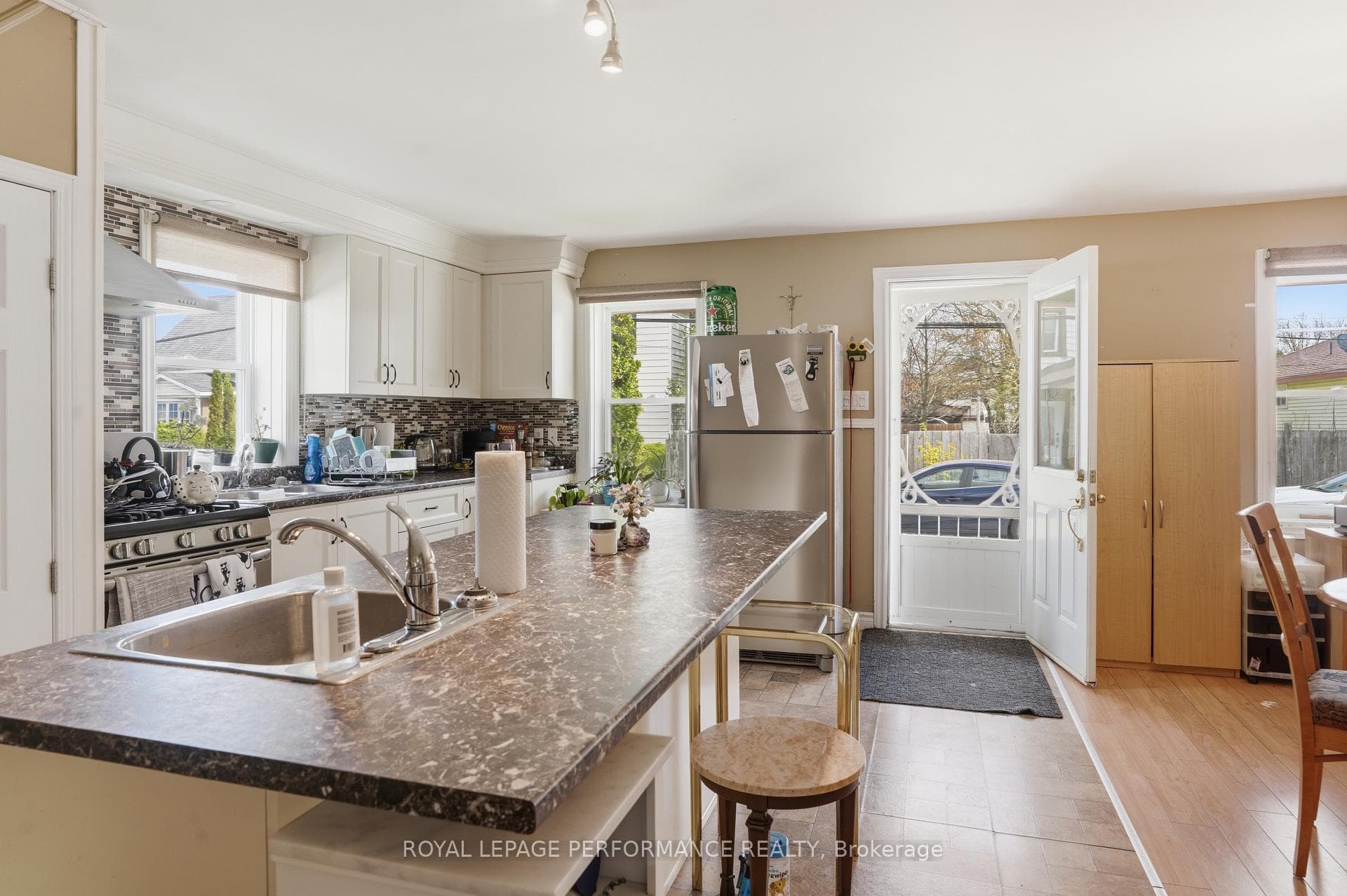 378 St. Joseph Street photo 8