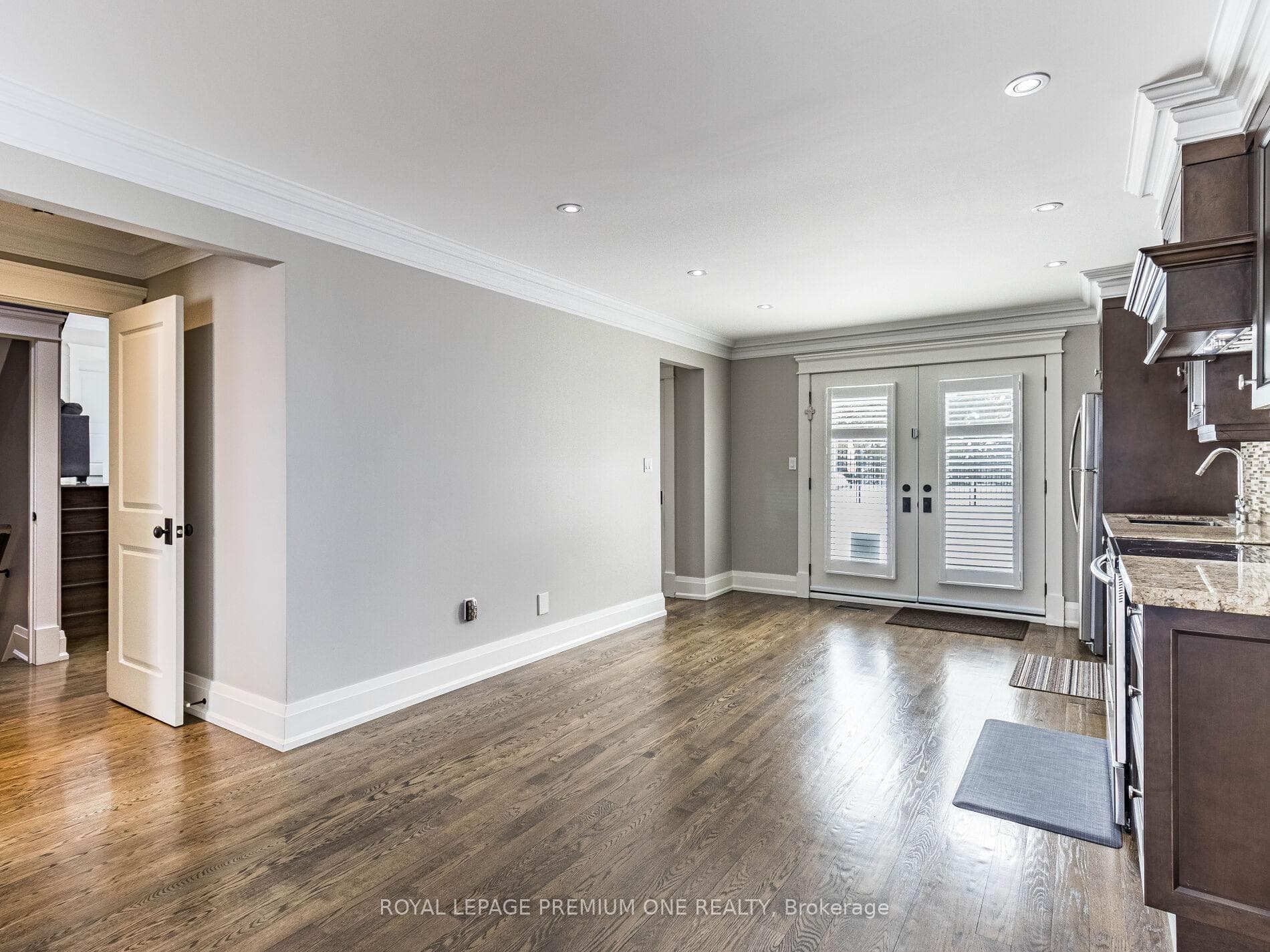 119 Dennison Street photo 24