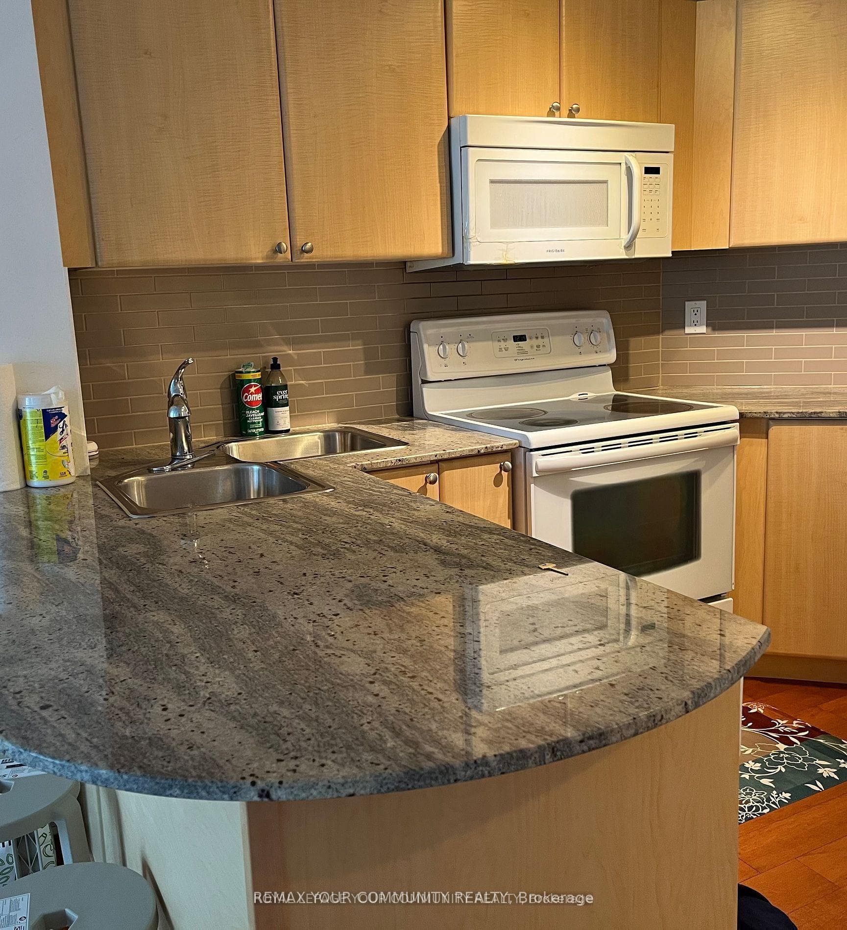 763 Bay Street Unit 2201 photo 5
