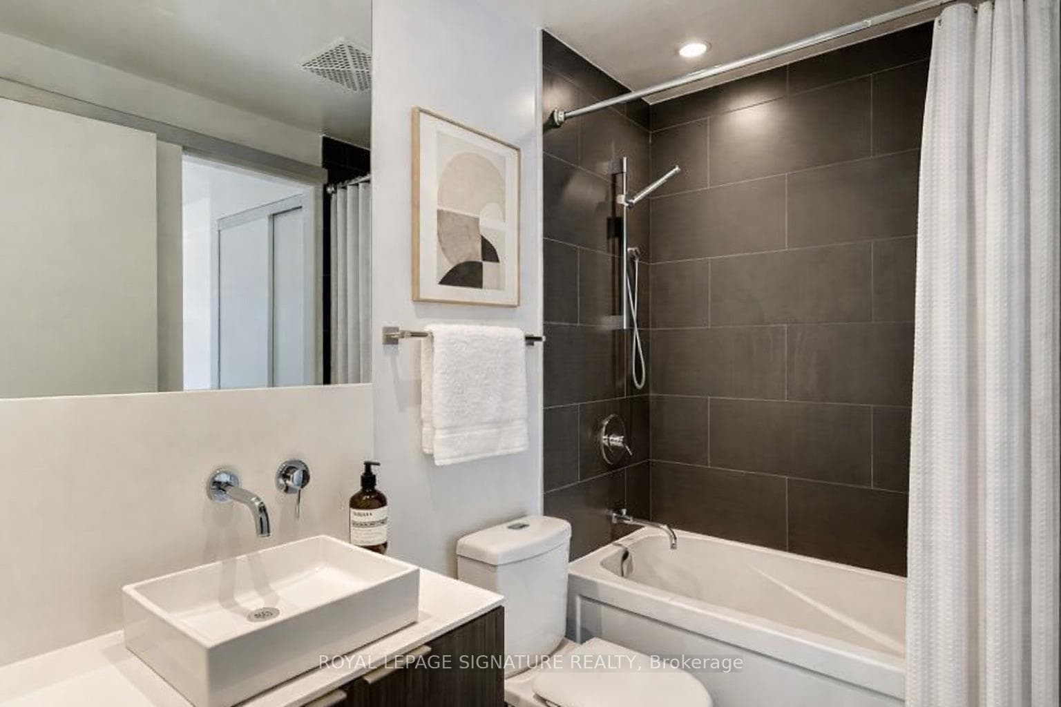 159 Dundas Street Unit 2502 photo 8