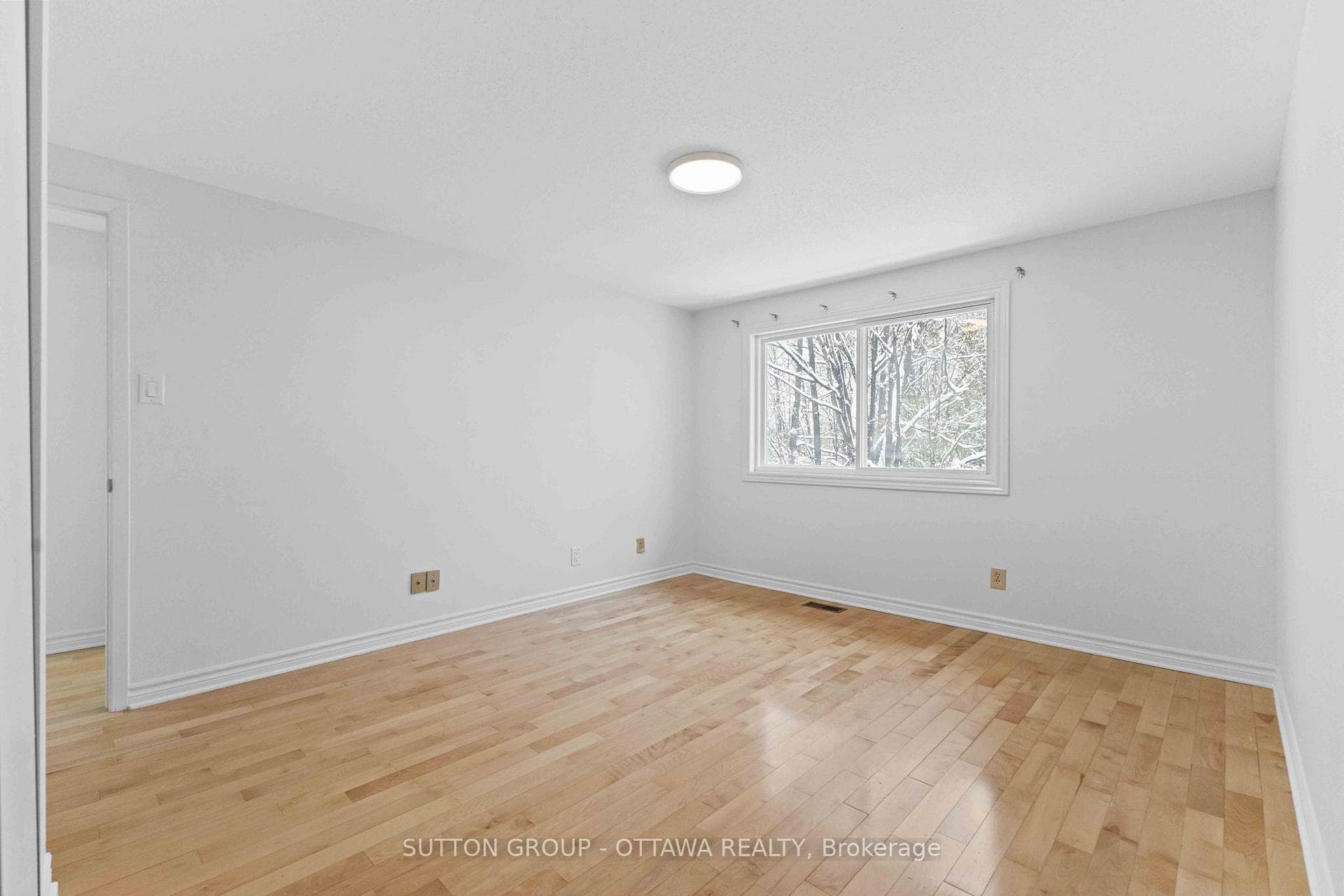 131 RENOVA Avenue photo 15