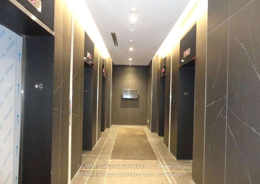 20 Edward Street Unit 1205 photo 4