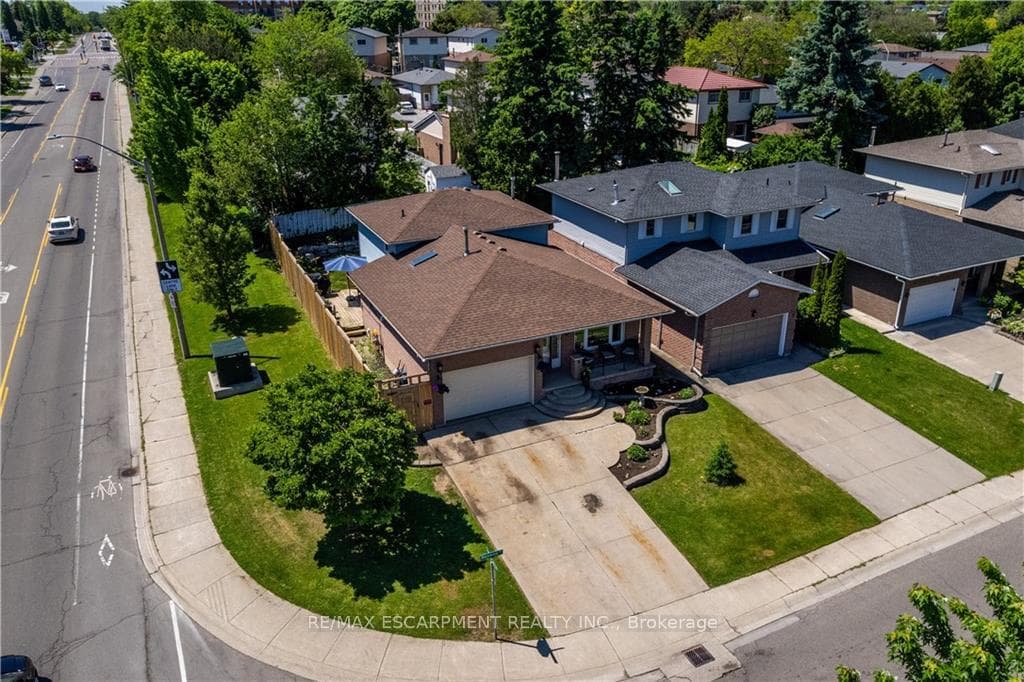 3 Novoco Drive photo 2