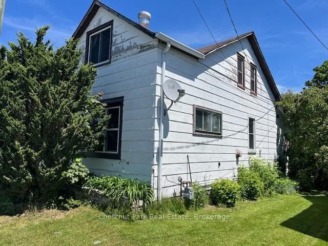 213 Cook Street photo 3