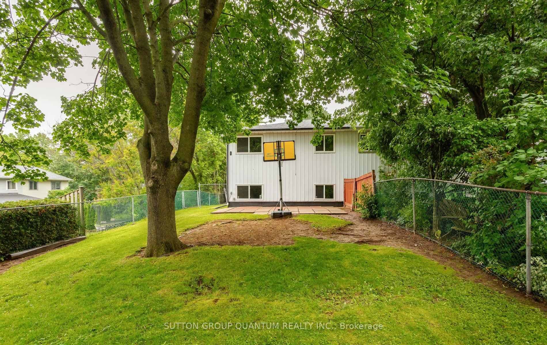2363 Holyhead Drive photo 48