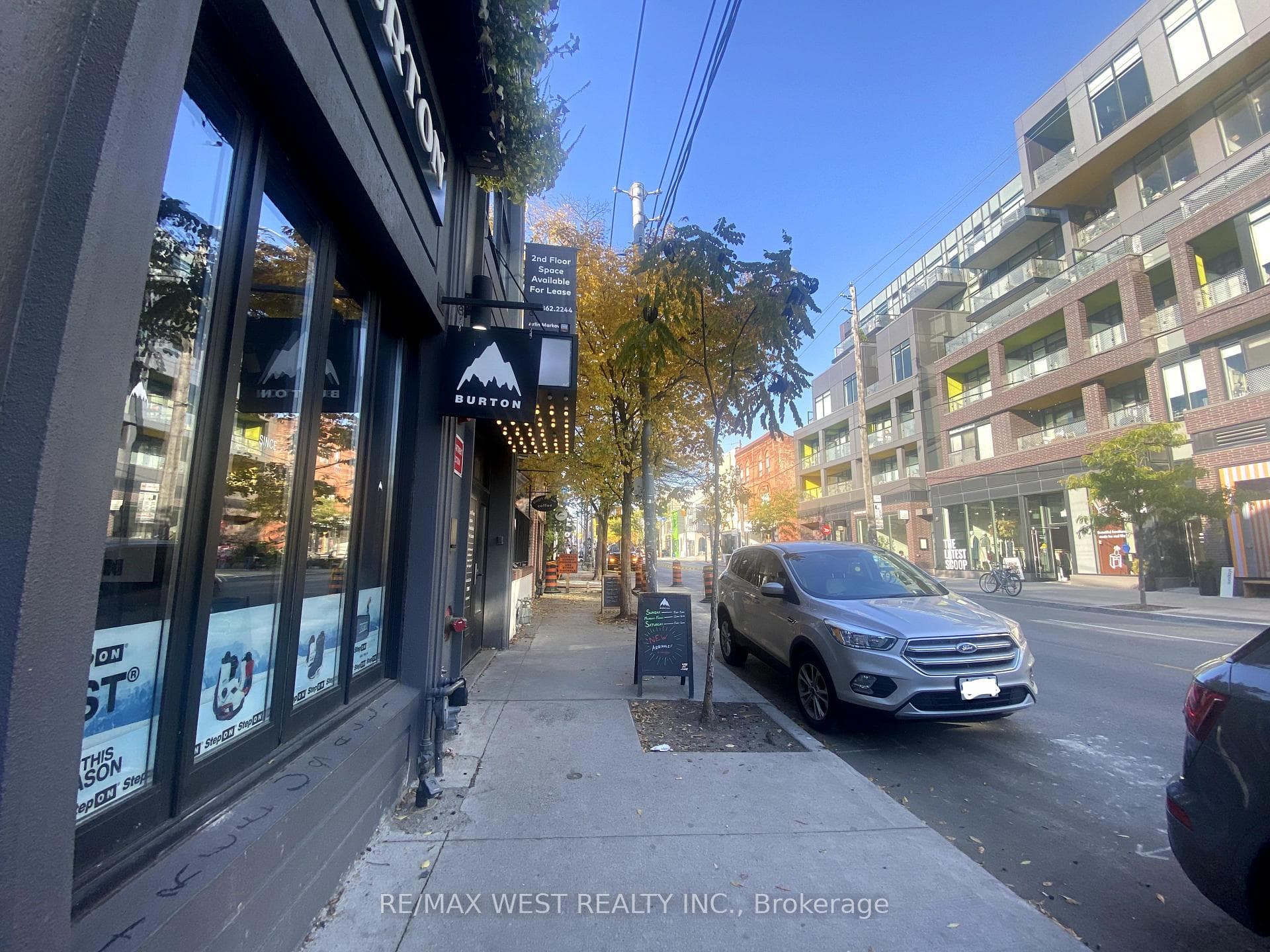 109 Ossington Avenue Unit 219 photo 3