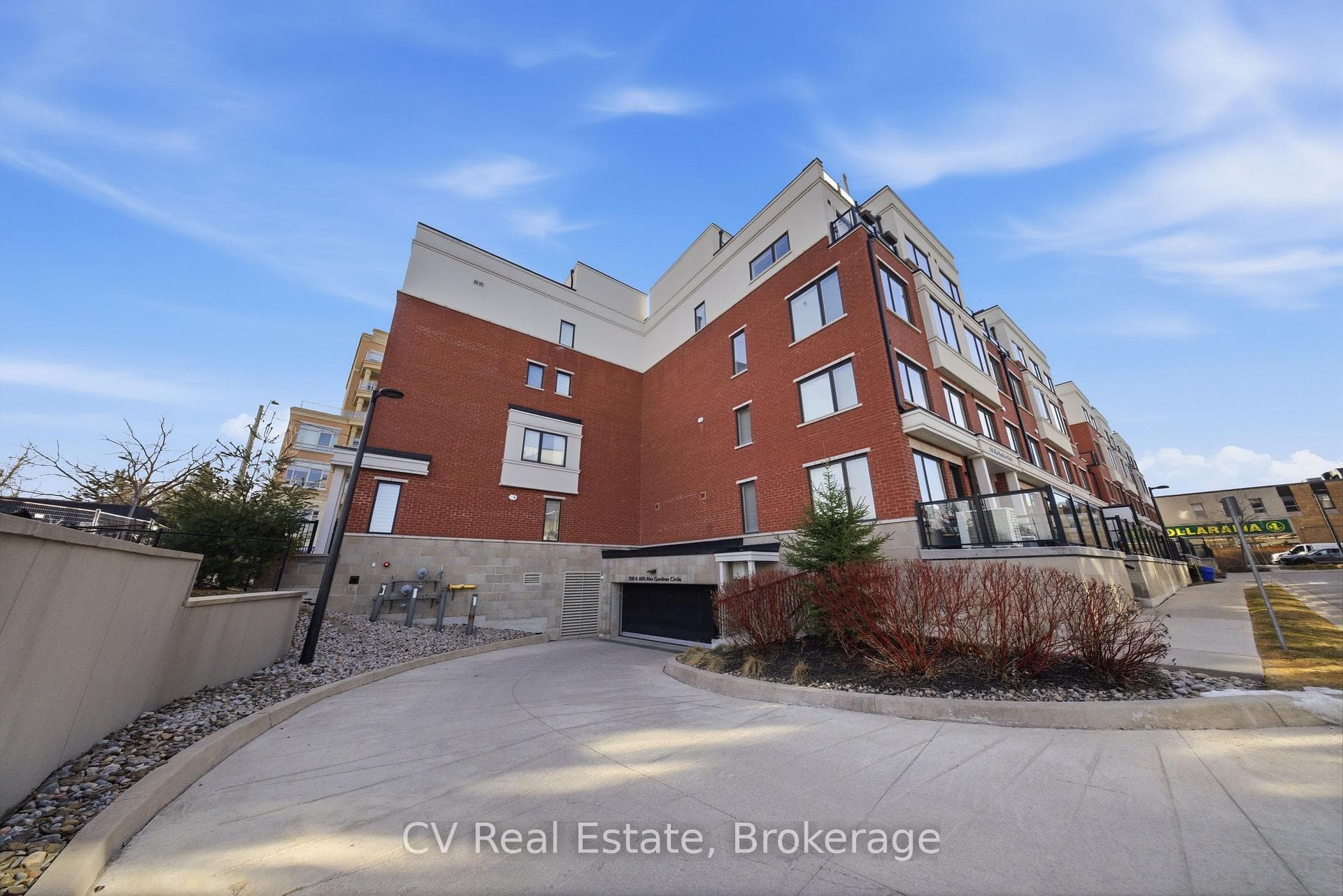 500 Alex Gardner Circle Unit 104 photo 6
