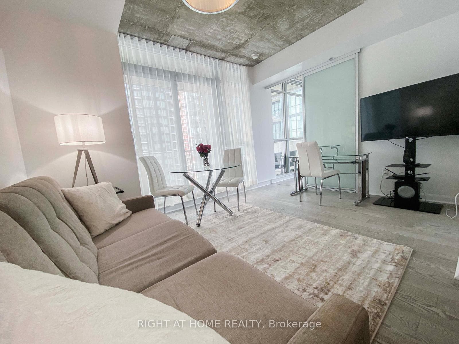 375 King Street Unit 2504 photo 13