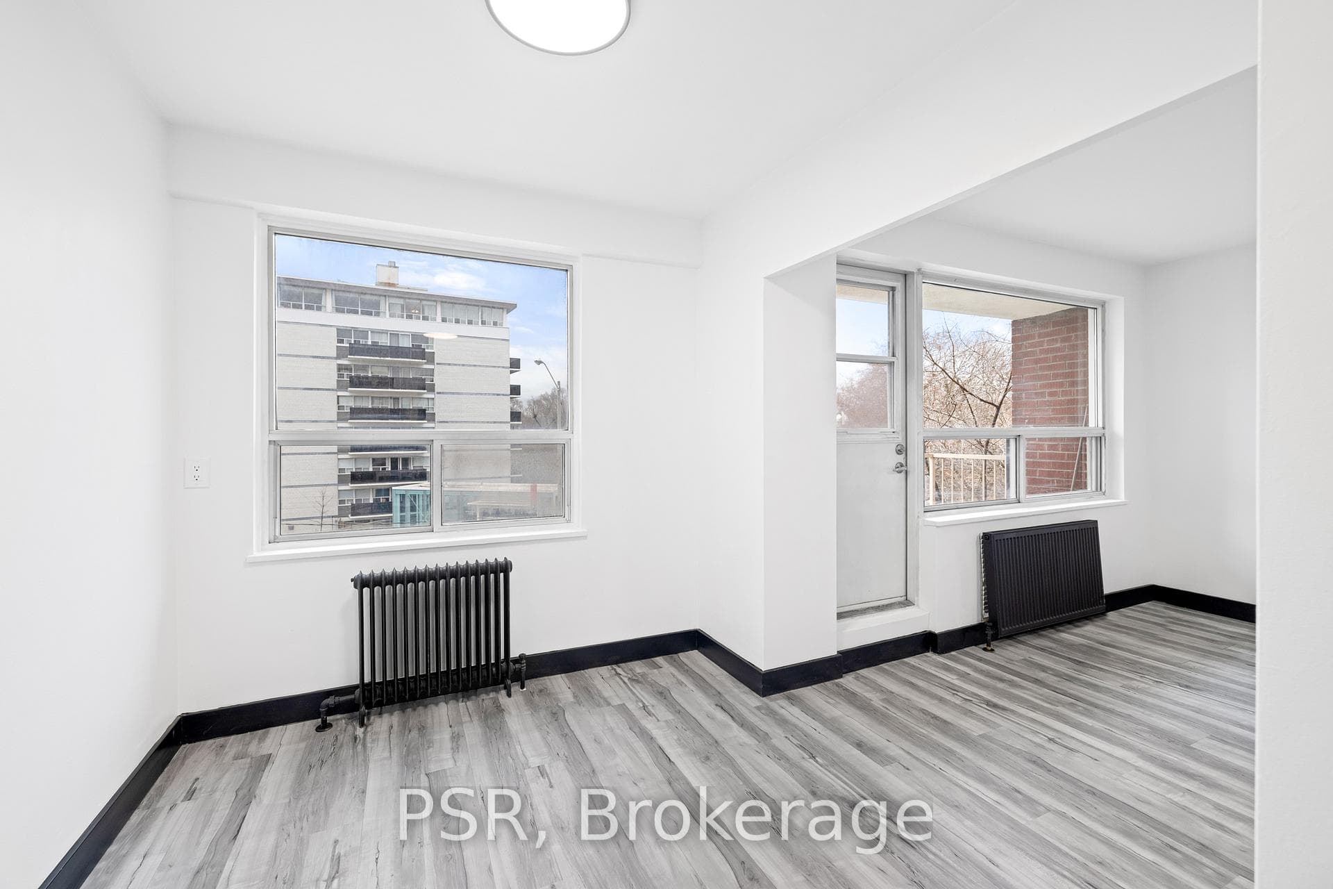 600 Eglinton Avenue Unit 303 photo 10