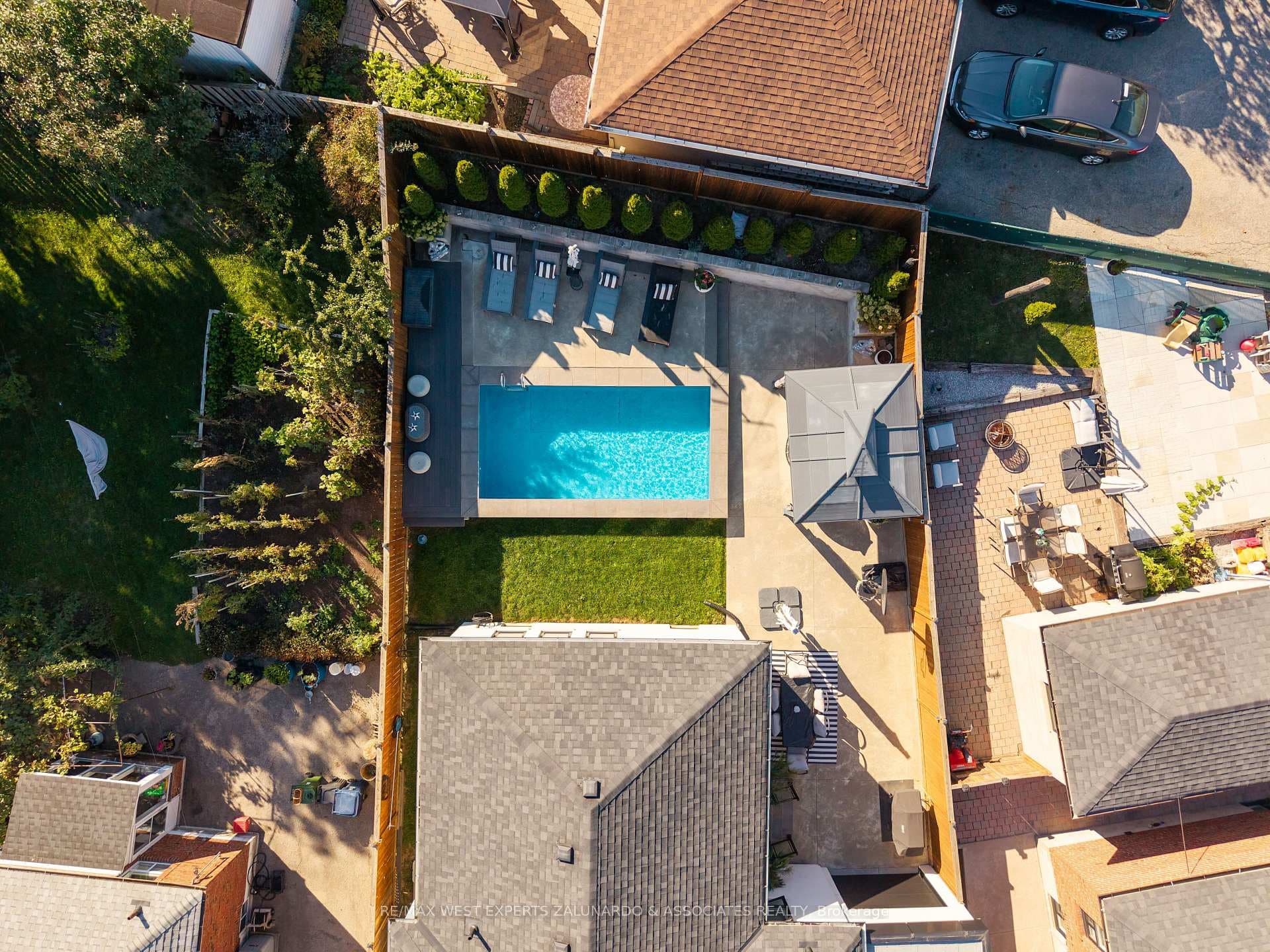 18 Smallwood Drive photo 45