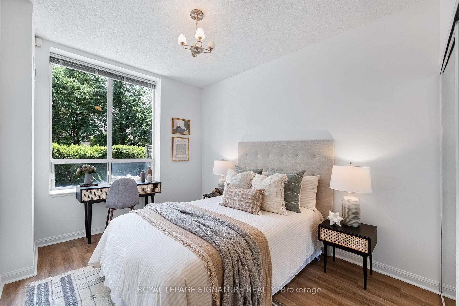 650 Lawrence Avenue Unit 106 photo 14