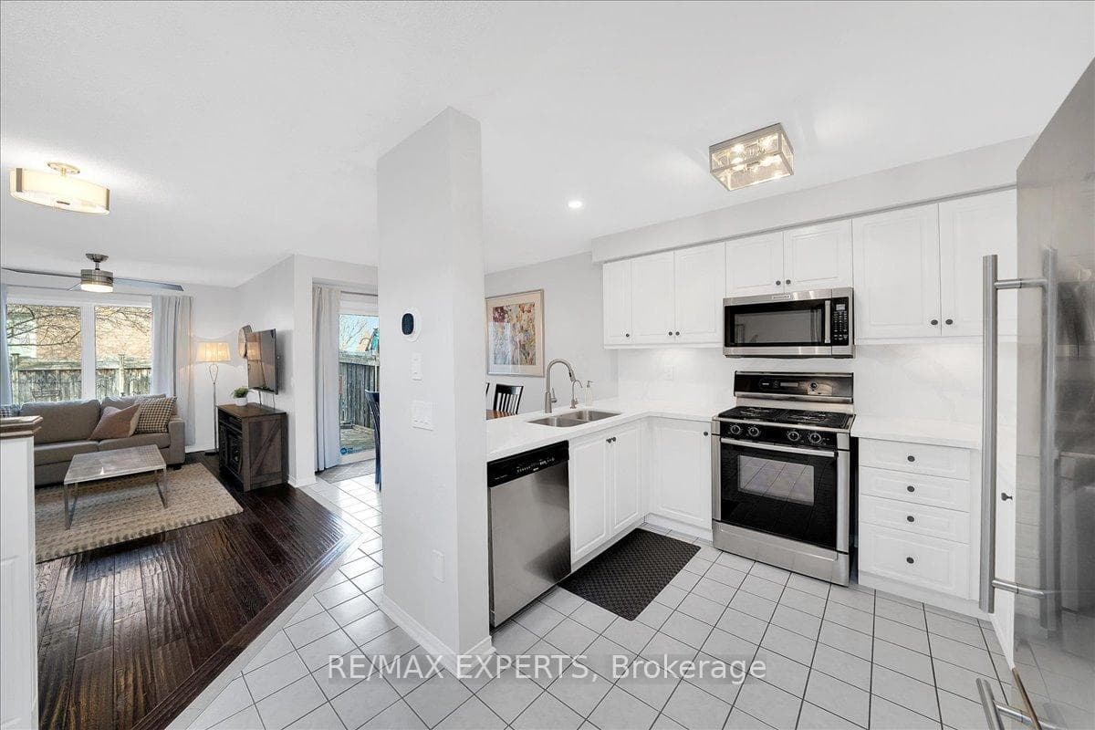 4 Knoll Haven Circle photo 10