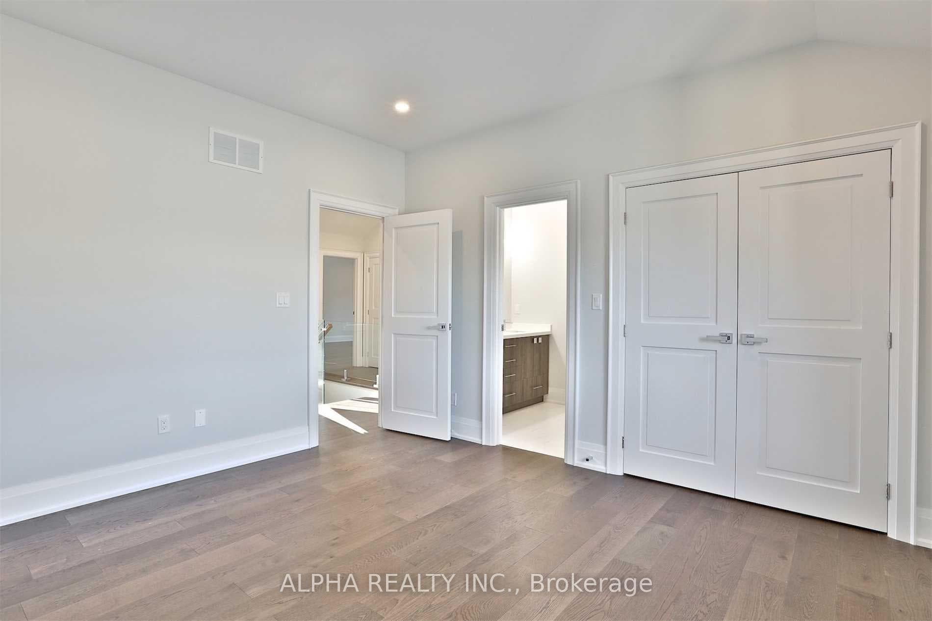 117 Peckham Avenue photo 14