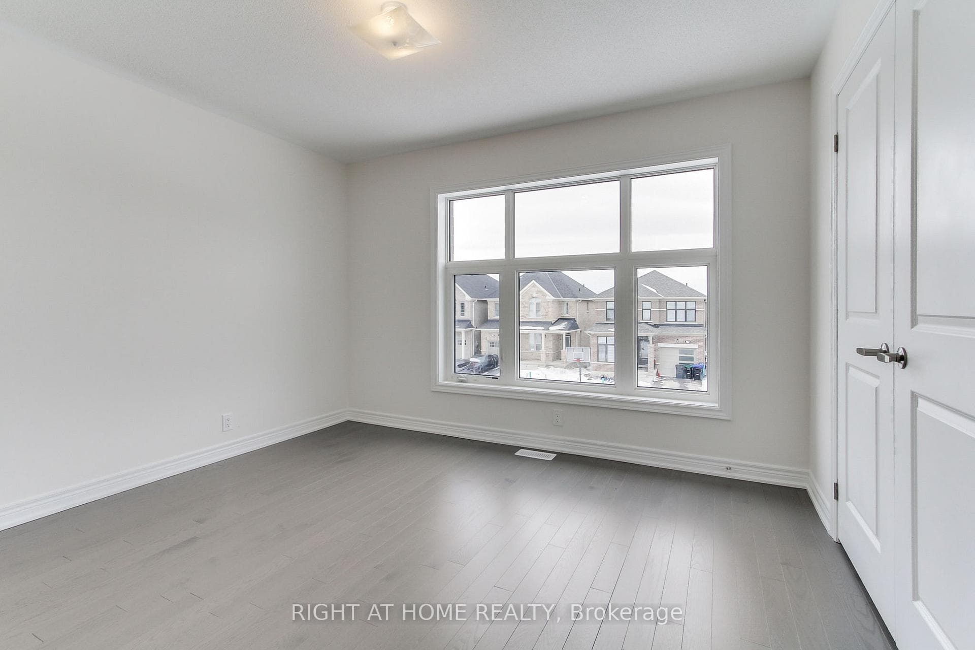 1380 Davis Loop N/A photo 17