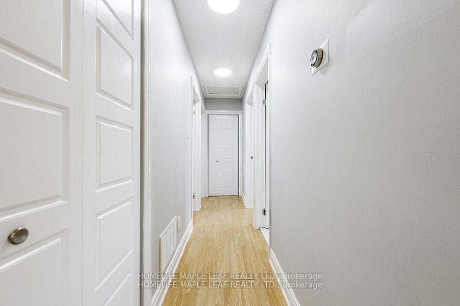 689 Macyoung Drive photo 19