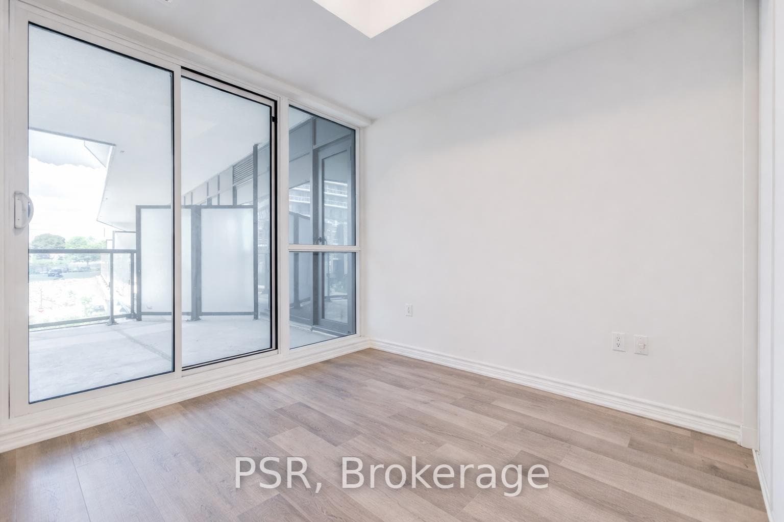 39 Annie Craig Drive Unit 321 photo 10