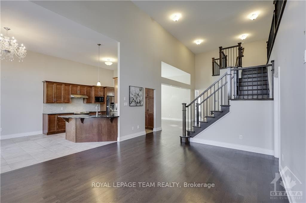 166 GRAINSTONE Way photo 13