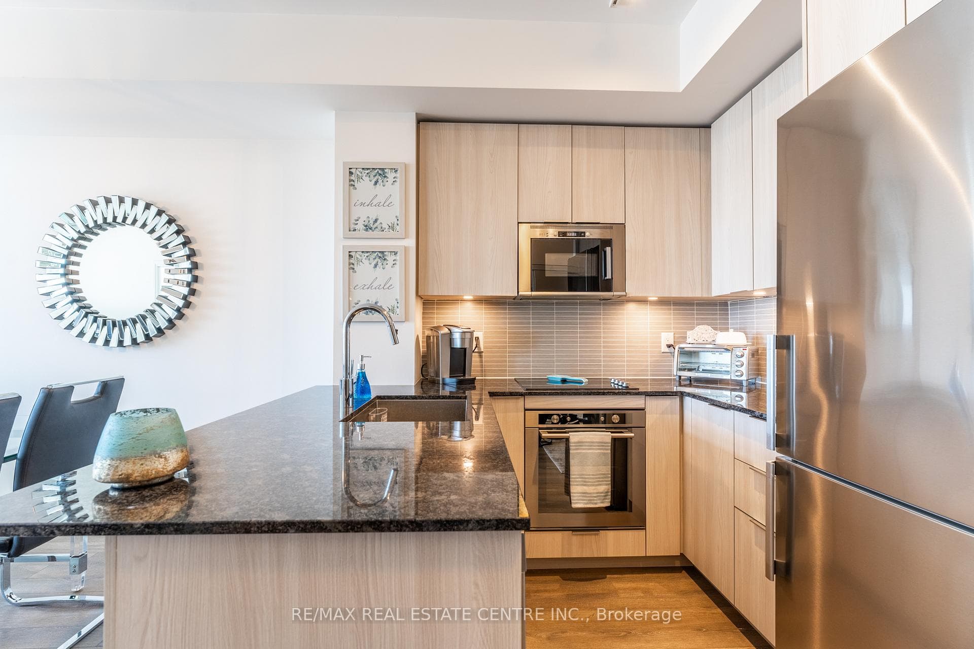 99 Eagle Rock Way Unit 709 photo 7
