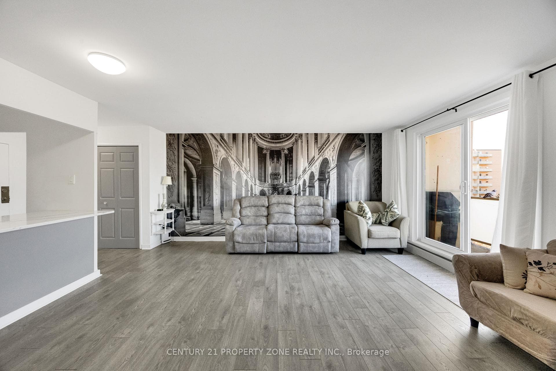 583 Mornington Avenue Unit 610 photo 18